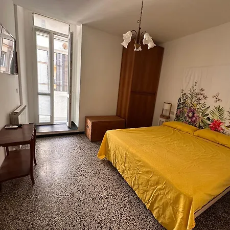 Lejlighed Casa Del Viaggiatore Savona
